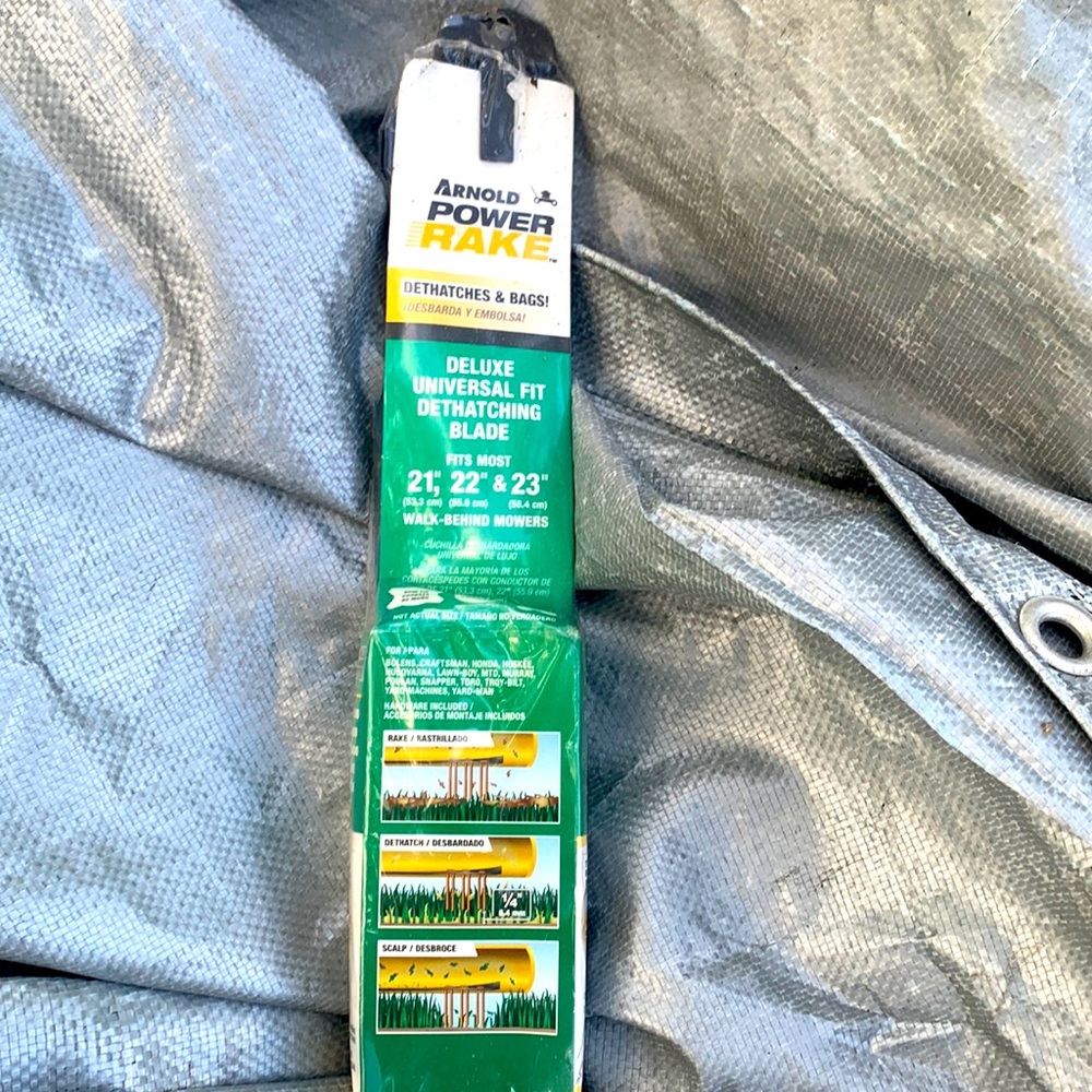 Power rake de thatching blade